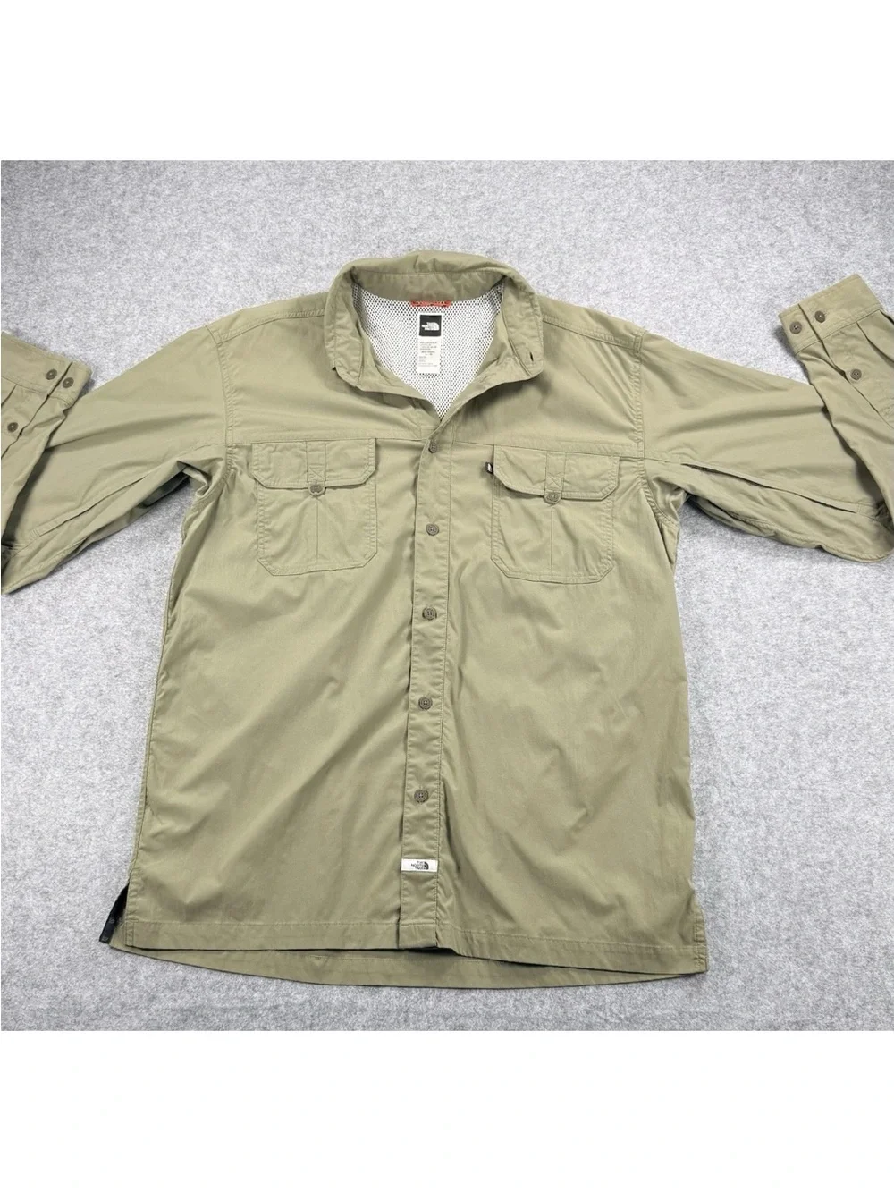 The North Face Mens L Lightweight Button Shirt Olive Green Vented Hiking Trail